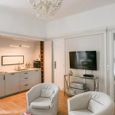 Apartamento Champs-elysees Aparment Sleeps 4 With Ac *